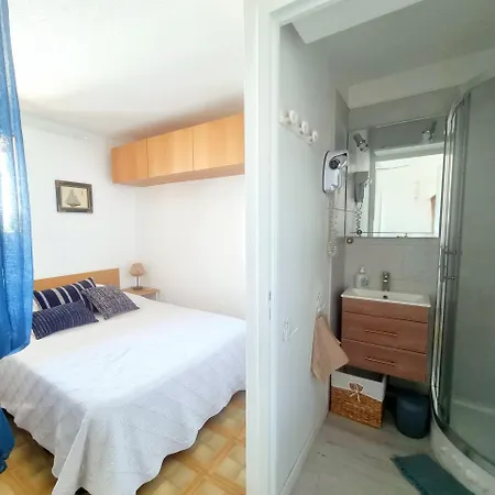 L'escale Du Capitaine Leucate