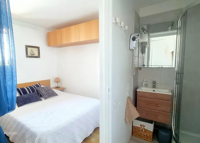 L'escale Du Capitaine Leucate