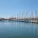 L'escale Du Capitaine * Leucate