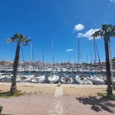 L'escale Du Capitaine Leucate