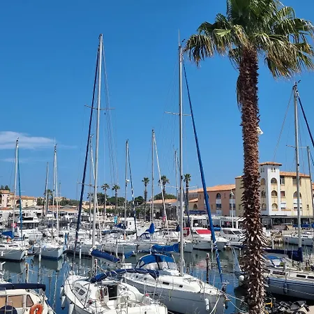 L'escale Du Capitaine Lägenhet