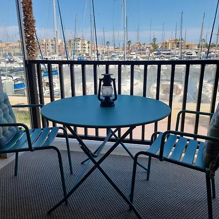 L'escale Du Capitaine